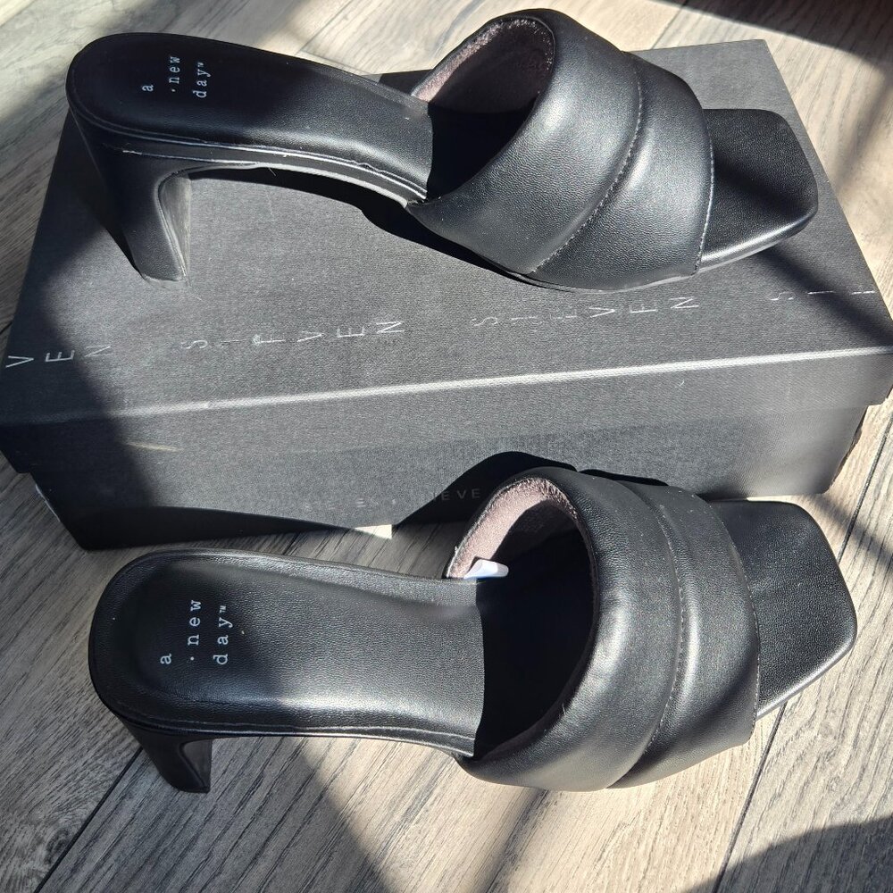A New Day Lilah Padded Heeled Sandals - Picture 6 of 6
